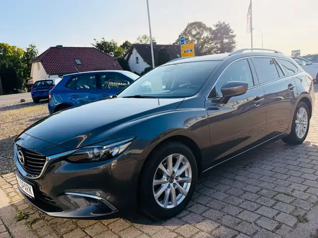 Mazda 6 view 3