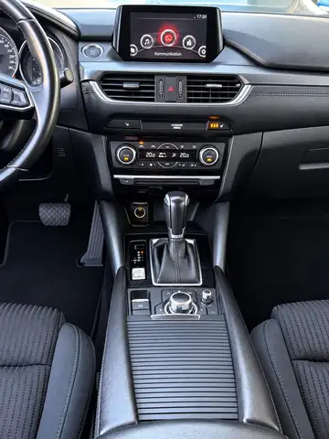 Mazda 6 view 15