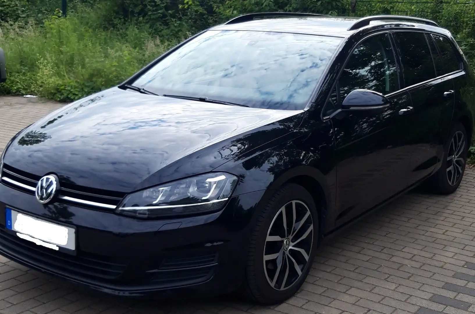 Volkswagen Golf Variant Golf 7 1.4 TSI Var. Com., 1.HD, Xenon, Gar, VW-Sch Černá - 1