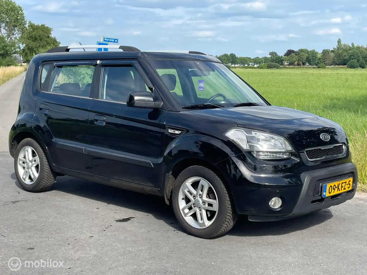 Kia Soul 1.6 X-tra Zwart - 2