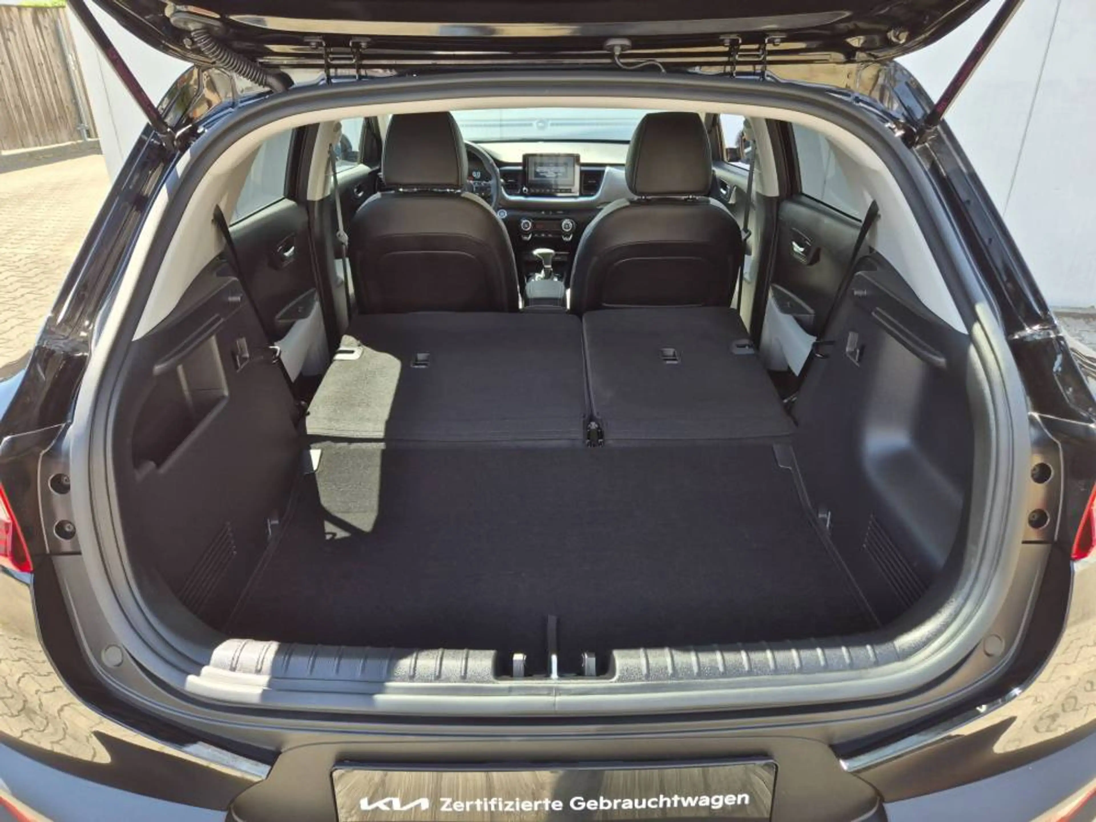 Kia Stonic 1.0 T-GDI MHEV DCT7 Spirit Technologie — photo 15