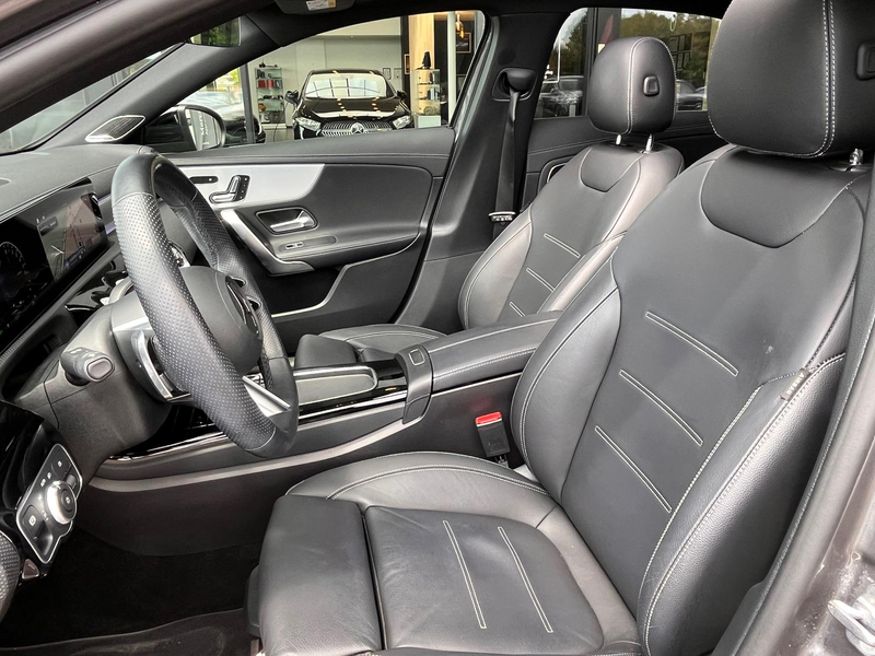 Mercedes-Benz A 250 Limousine A e AMG Line — photo 11