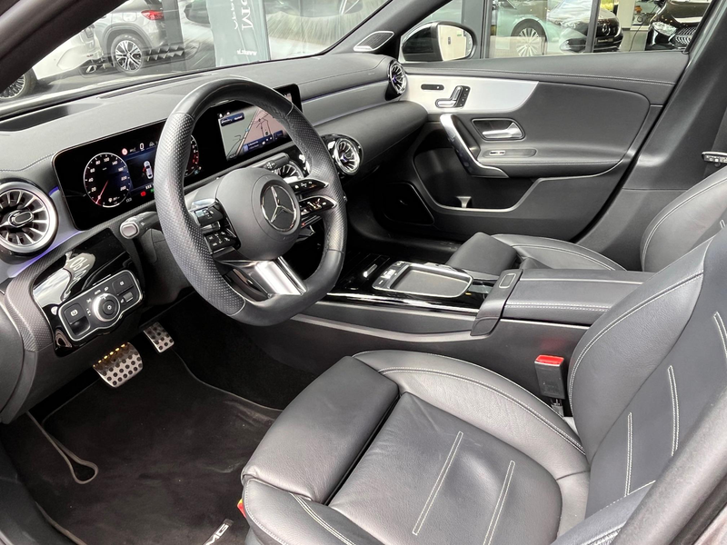 Mercedes-Benz A 250 Limousine A e AMG Line — photo 9