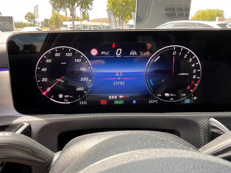 Mercedes-Benz A 250 Limousine A e AMG Line — photo 14