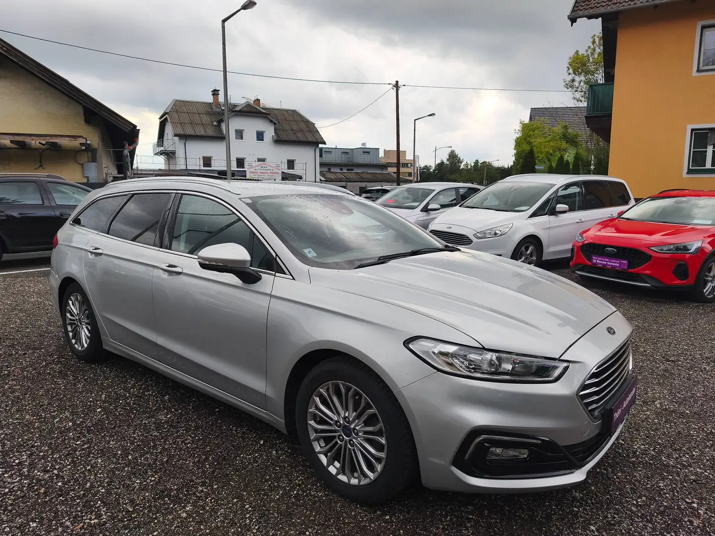 Ford Mondeo 2,0 Hybrid FHEV Titanium Aut.,* LED, AHK, Navi,...* Silber - 1