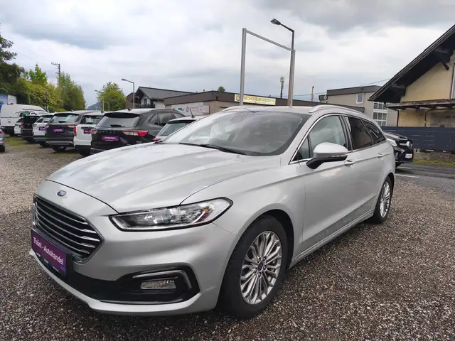 Ford Mondeo view 7