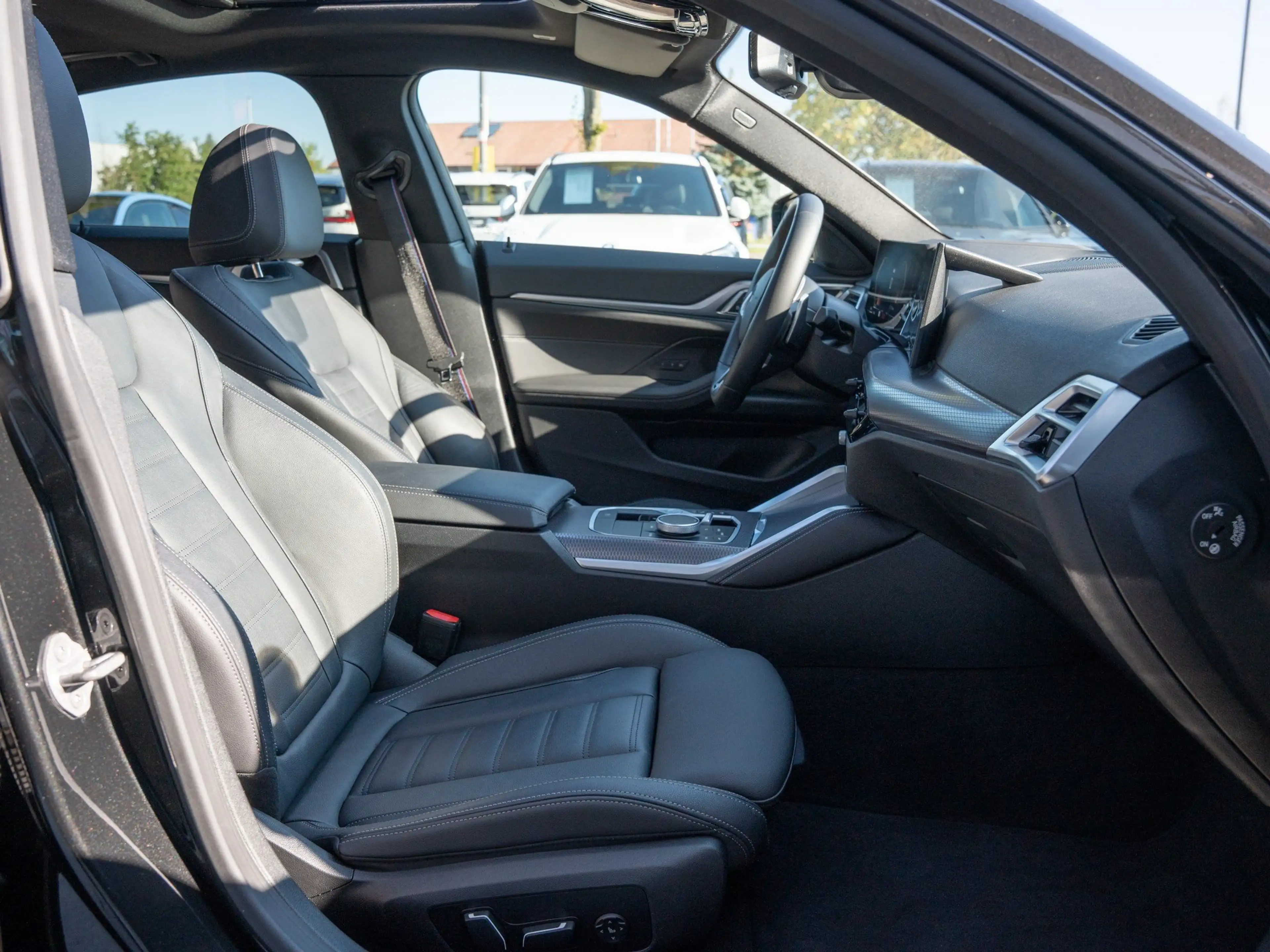 BMW 420 i Gran Coupé M-Sport Pro INNOVATION Pano adaLED — photo 3