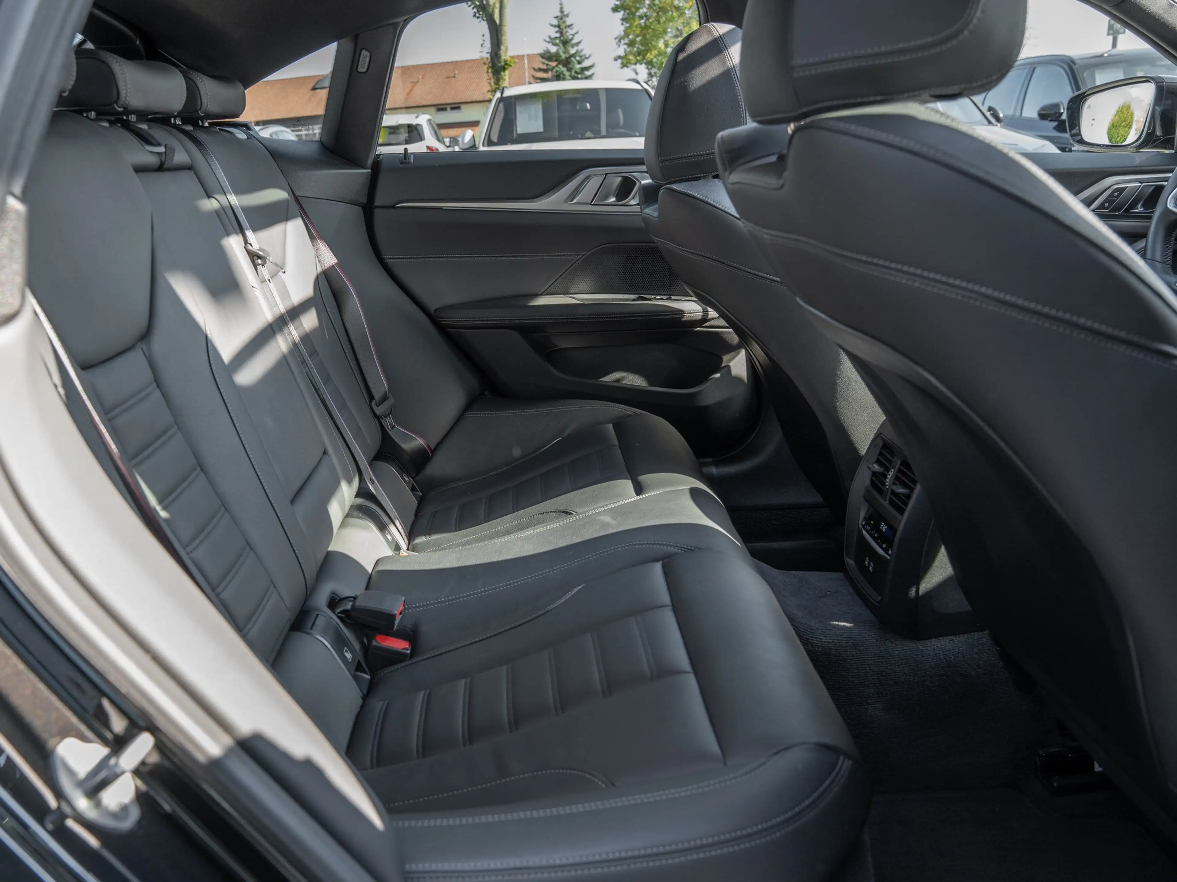 BMW 420 i Gran Coupé M-Sport Pro INNOVATION Pano adaLED — photo 4