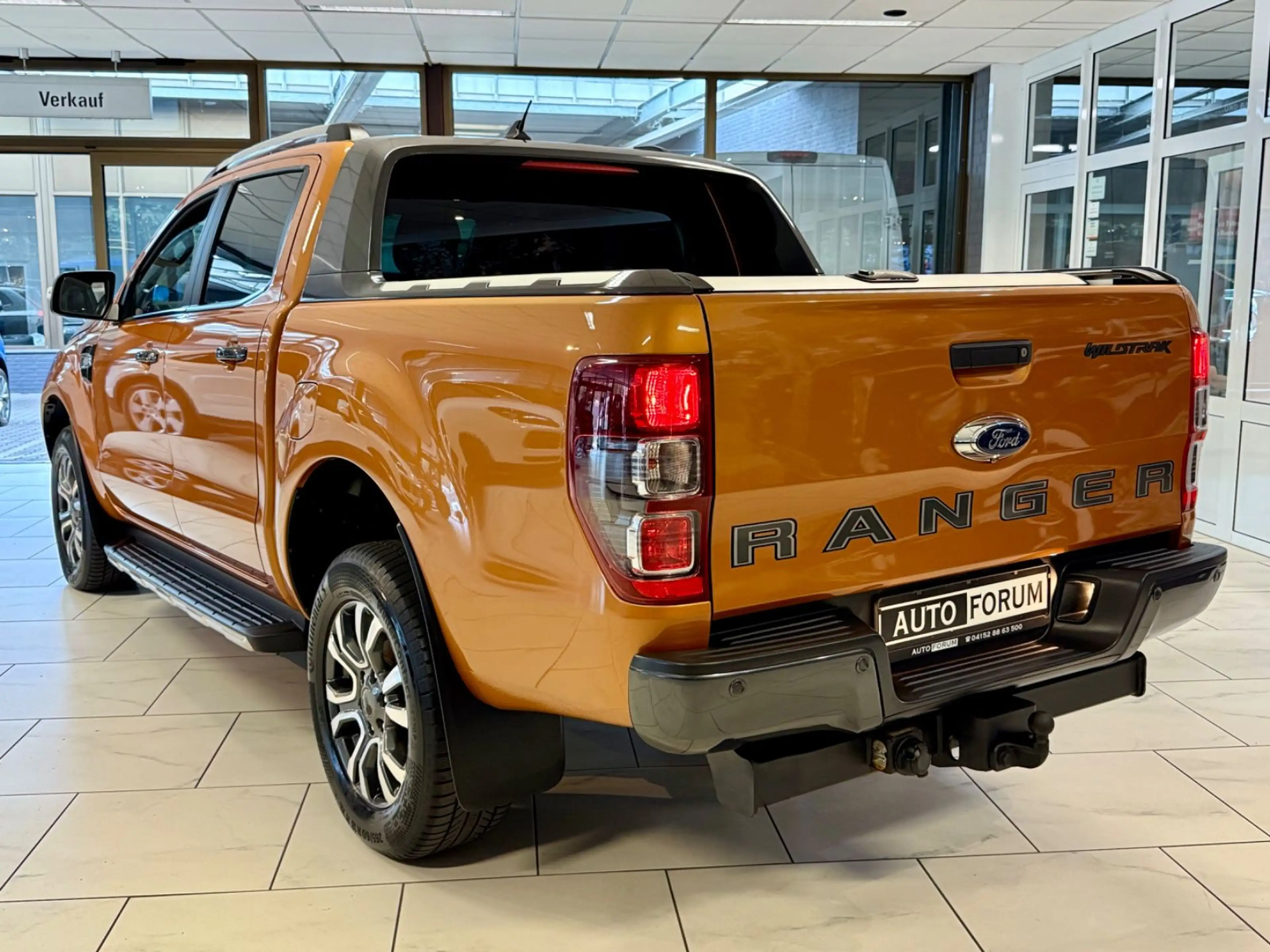 Ford Ranger 3.2 D WILDTRAK 4X4 AHK LEDER NAVI KAMERA — photo 8