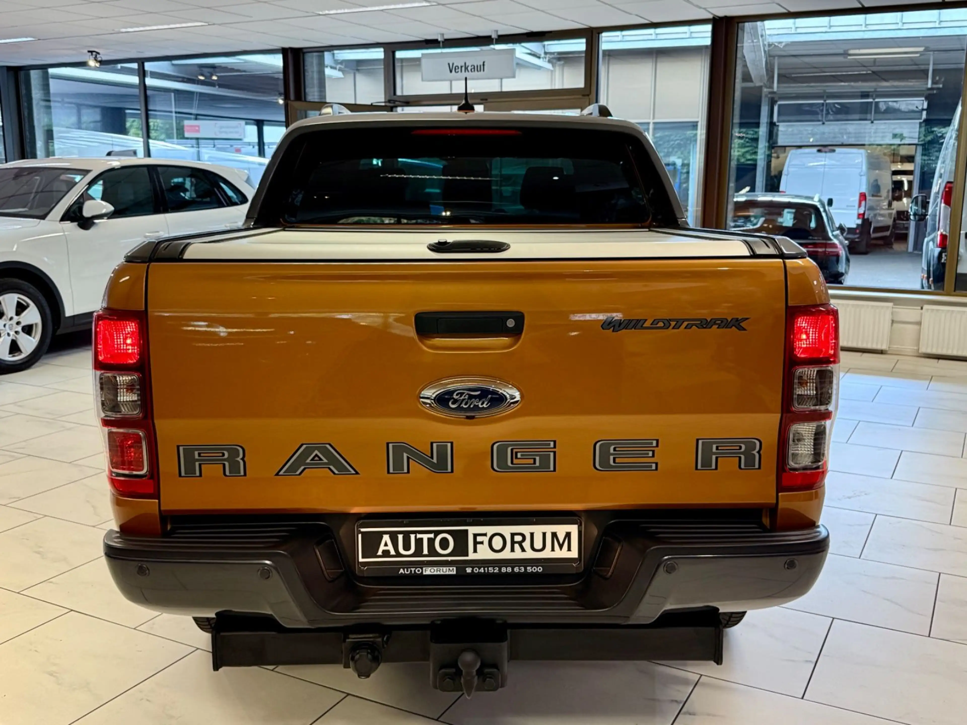 Ford Ranger 3.2 D WILDTRAK 4X4 AHK LEDER NAVI KAMERA — photo 9
