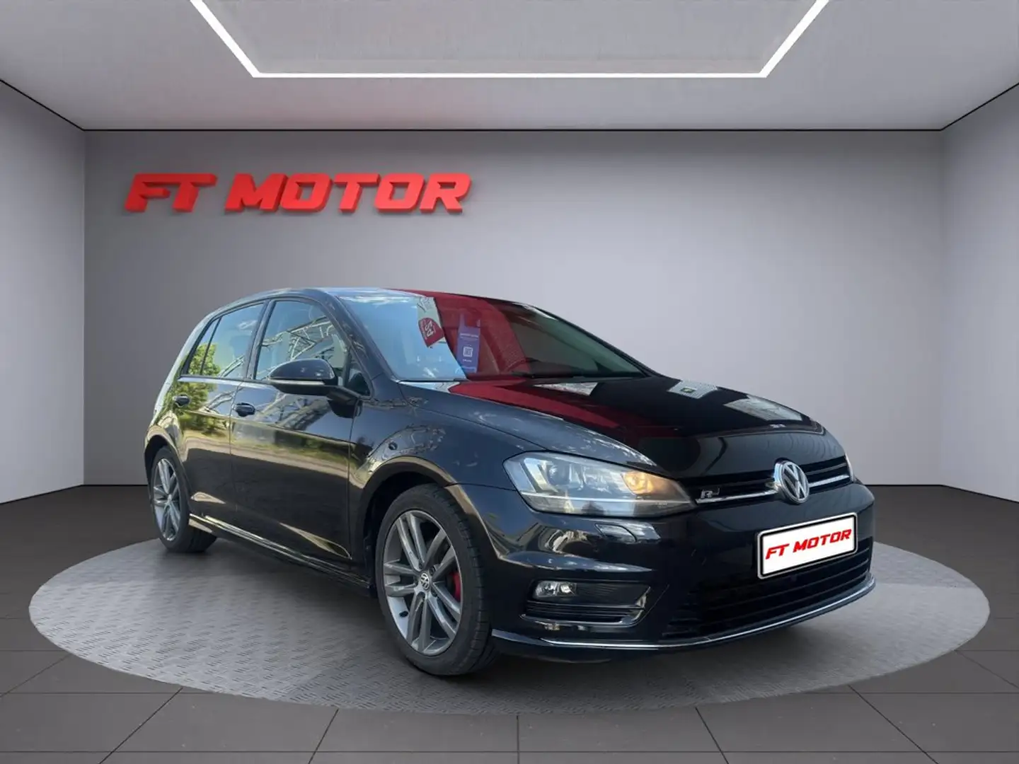Volkswagen Golf 1.6TDI CR BMT Sport 105 Negro - 1