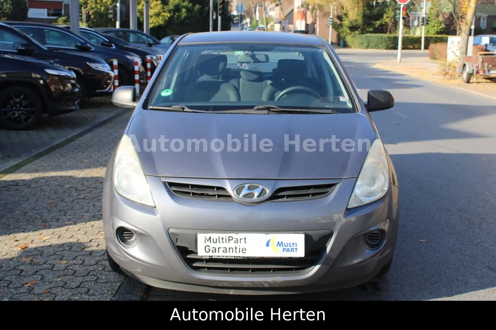 Hyundai i20 *5-TÜRIG*KLIMA*TÜV 11/2026*EURO5* Grau - 2