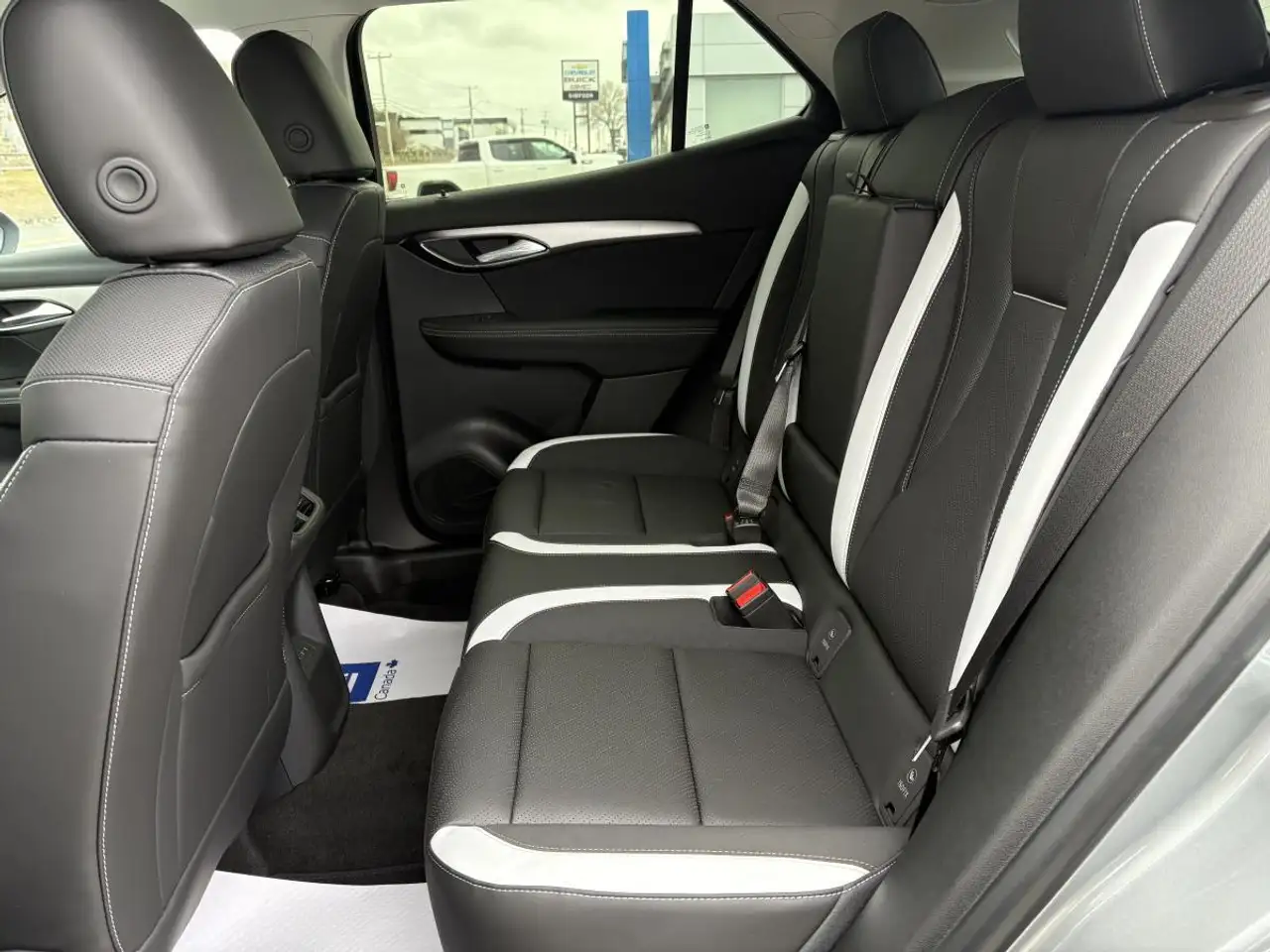 Buick Envision снимка Buick Envision