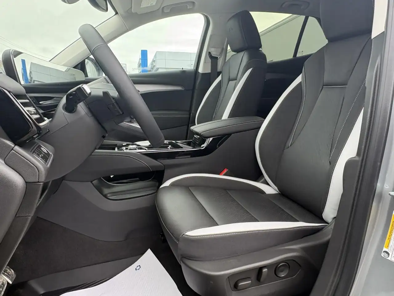 Buick Envision снимка Buick Envision