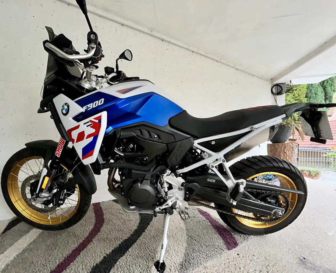 BMW F 900 GS