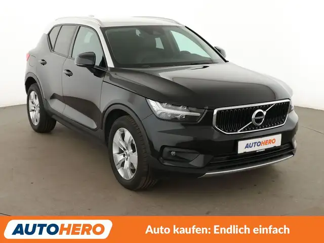 Volvo XC40 view 8