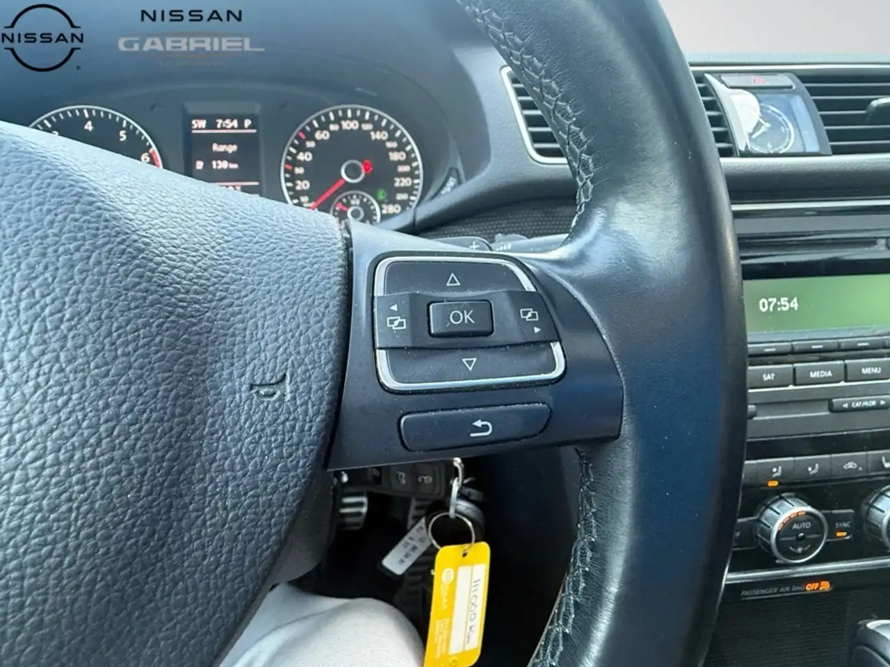Volkswagen Passat photo Volkswagen Passat