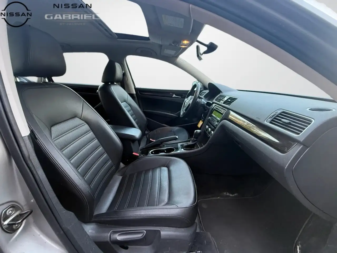 Volkswagen Passat photo Volkswagen Passat