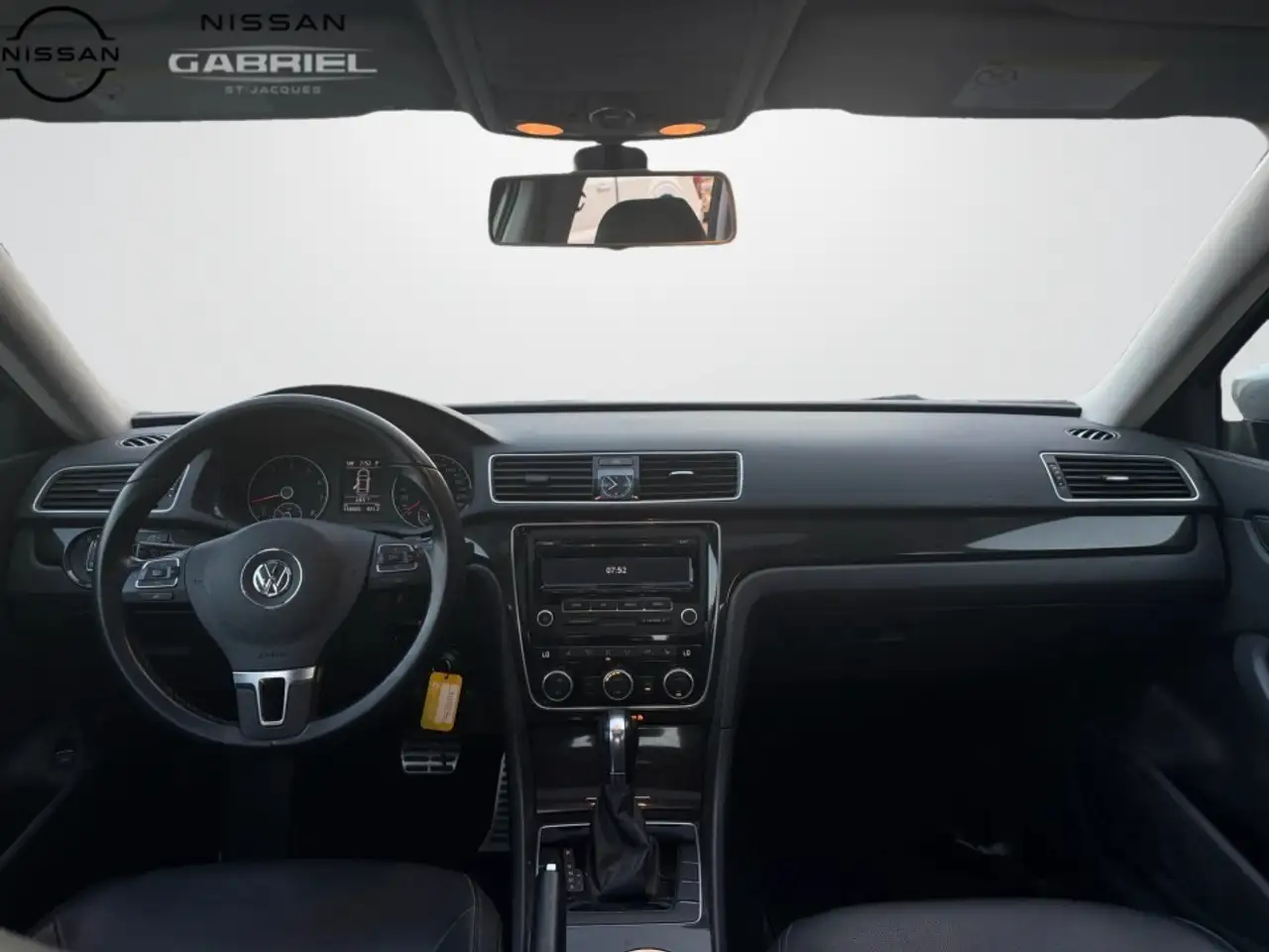 Volkswagen Passat photo Volkswagen Passat