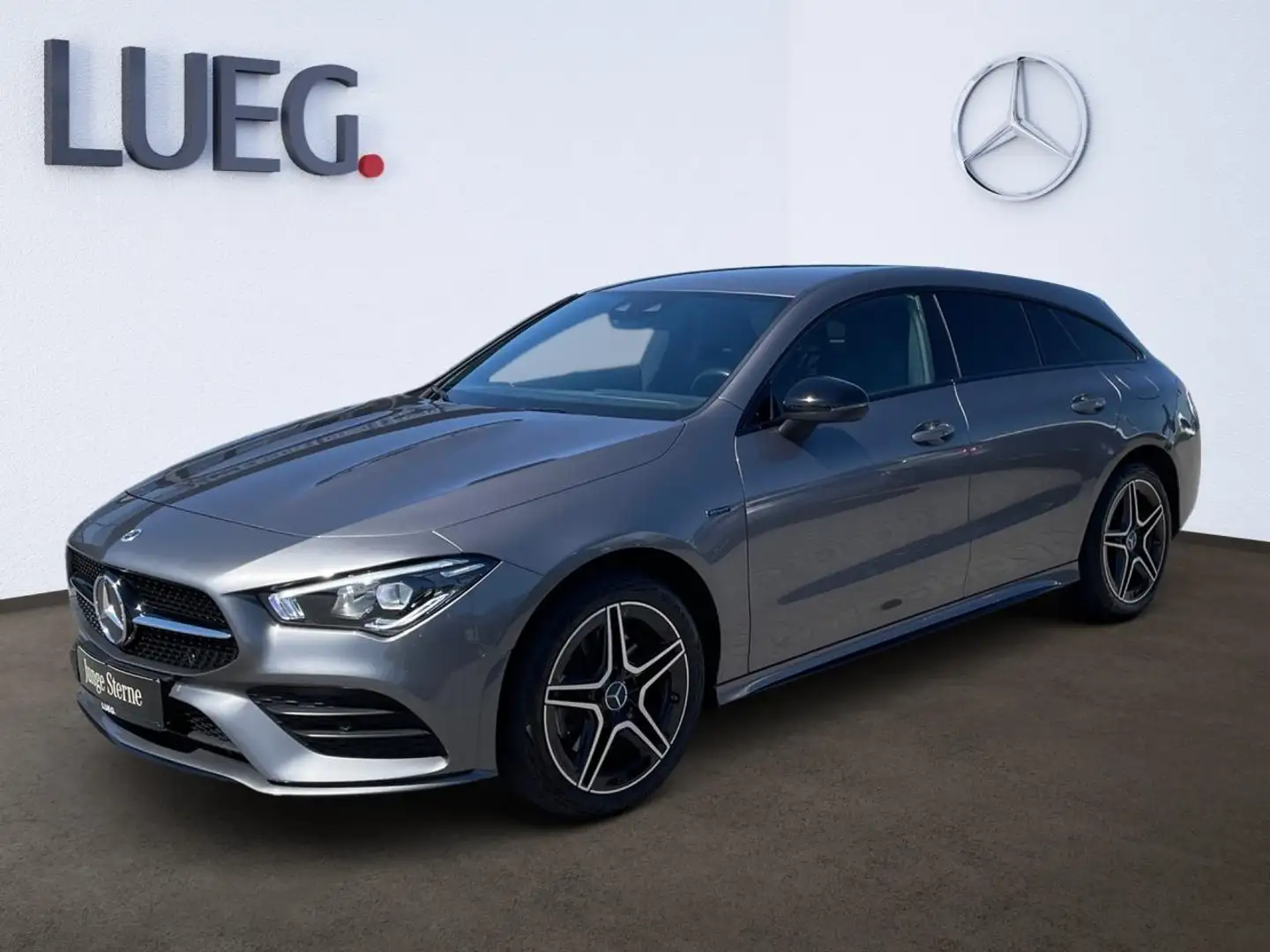 Mercedes-Benz CLA 250 e SB AMG-EDITION+INFOTAINMENT+NIGHT+LED Grijs - 2