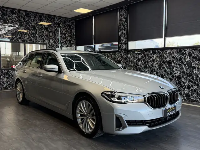 BMW 518 d Touring mhev 48V Luxury auto