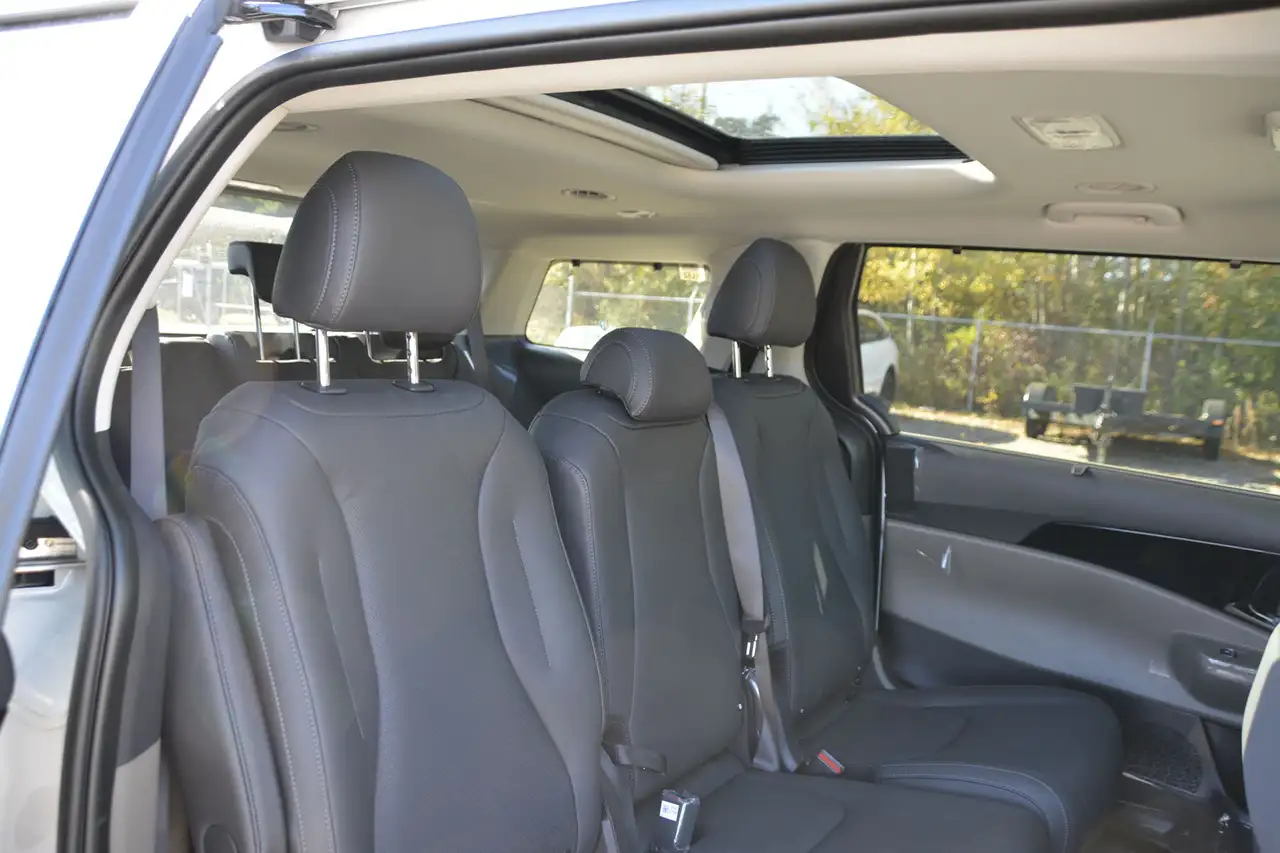 Kia Carnival fotografie Kia Carnival