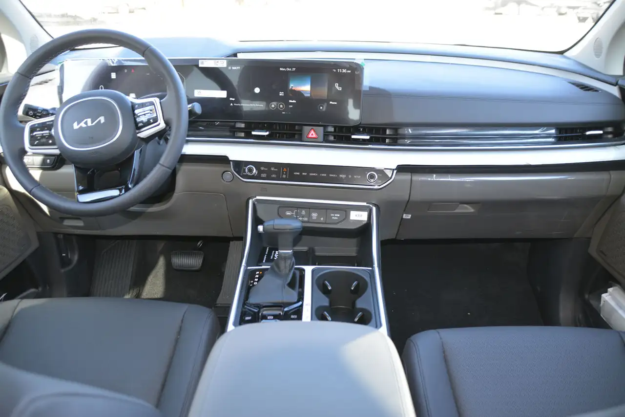 Kia Carnival fotografie Kia Carnival