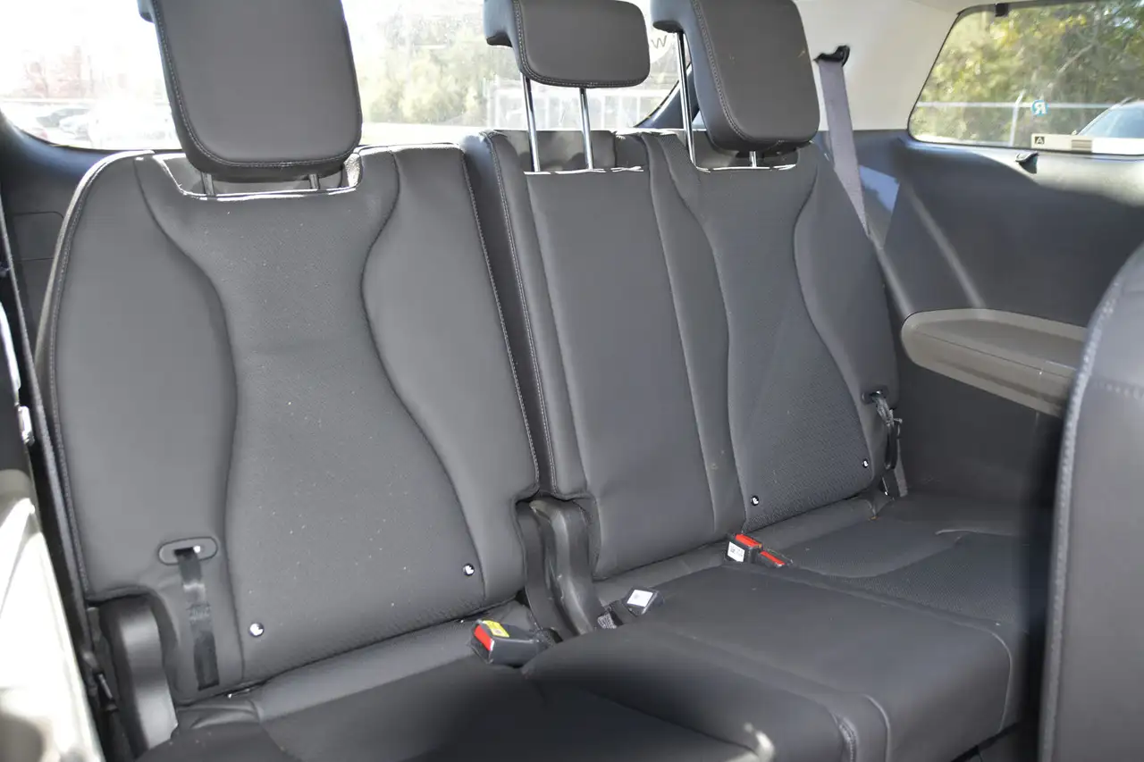 Kia Carnival fotografie Kia Carnival