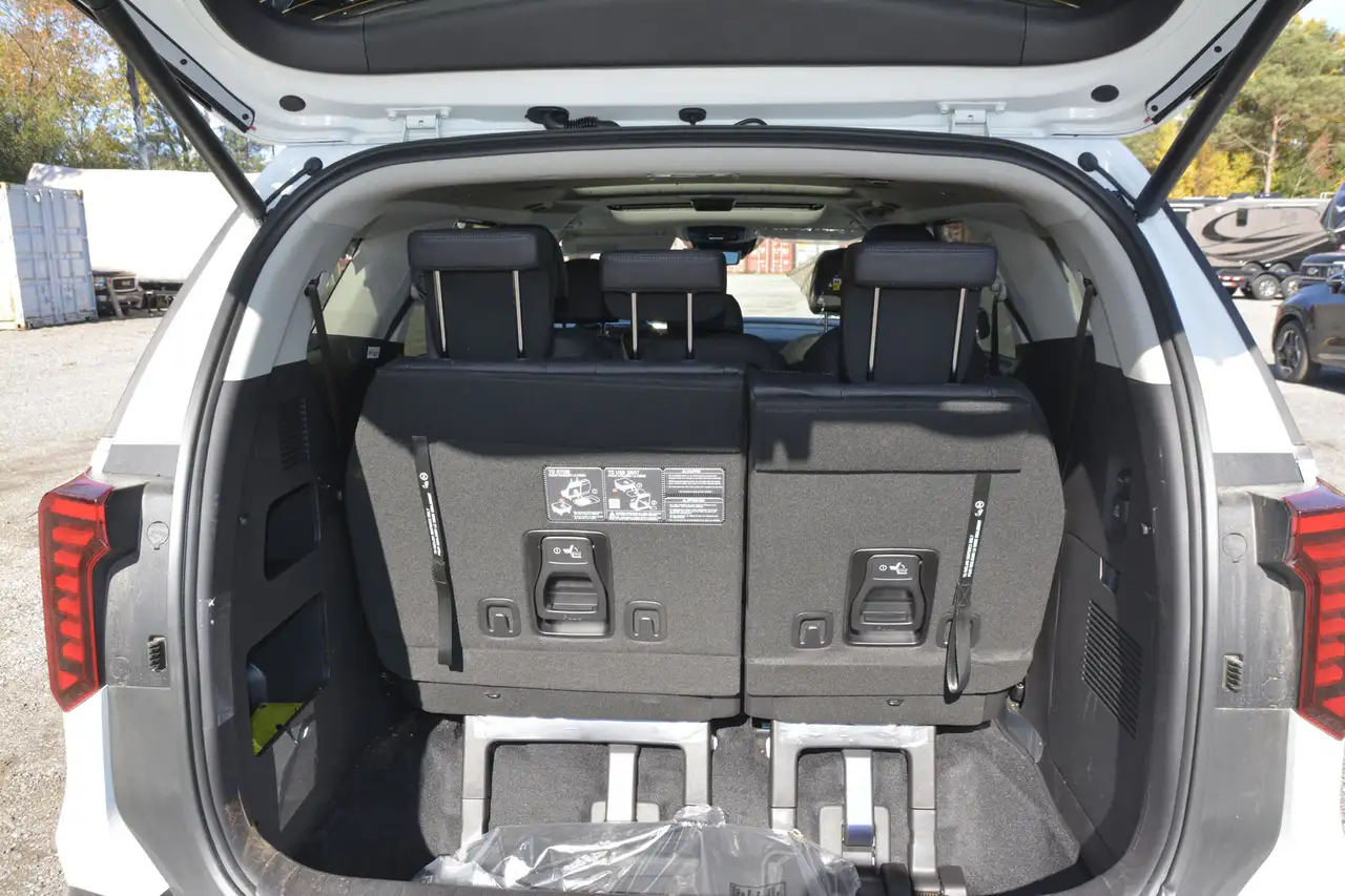 Kia Carnival fotografie Kia Carnival