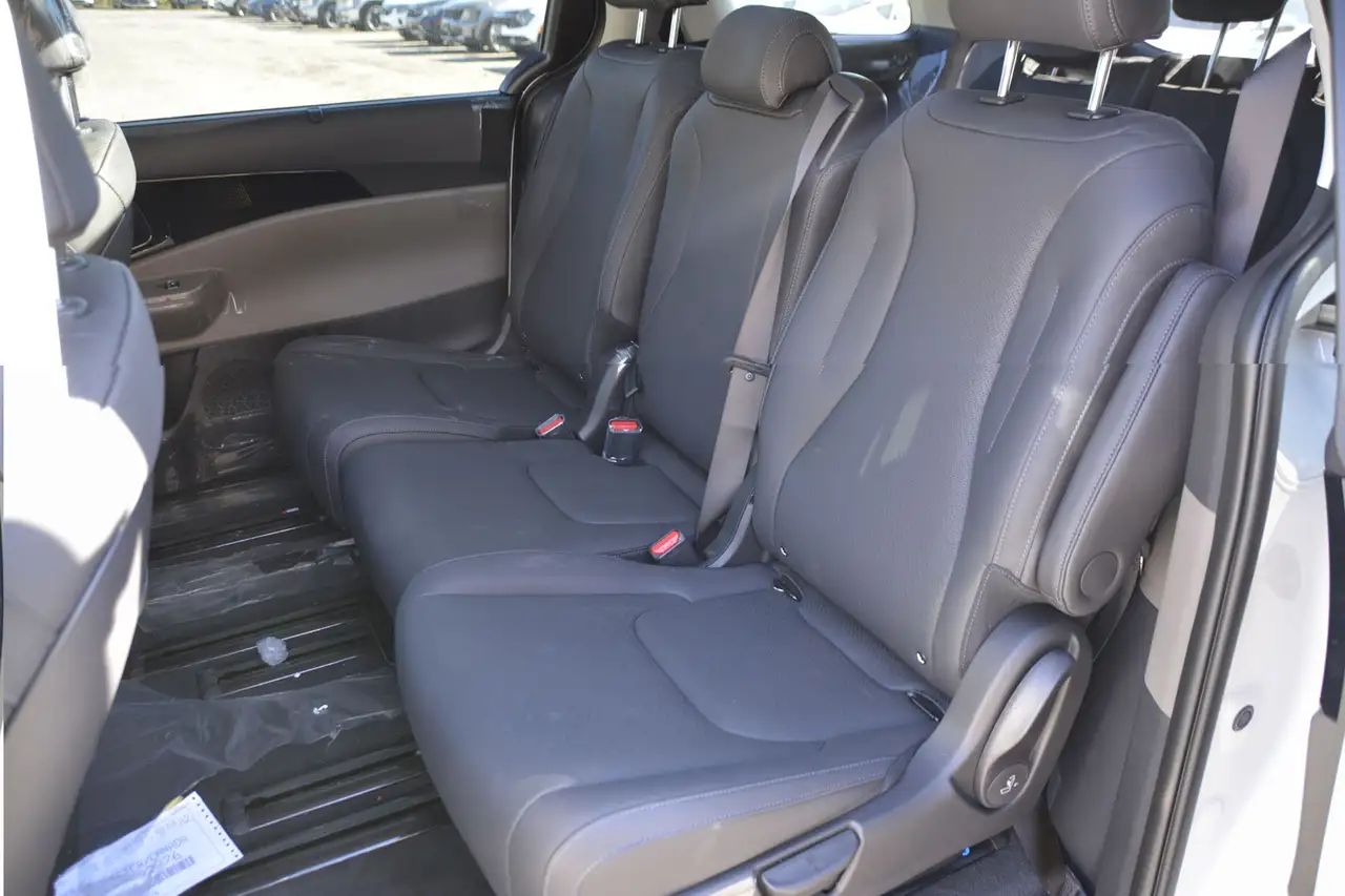 Kia Carnival fotografie Kia Carnival