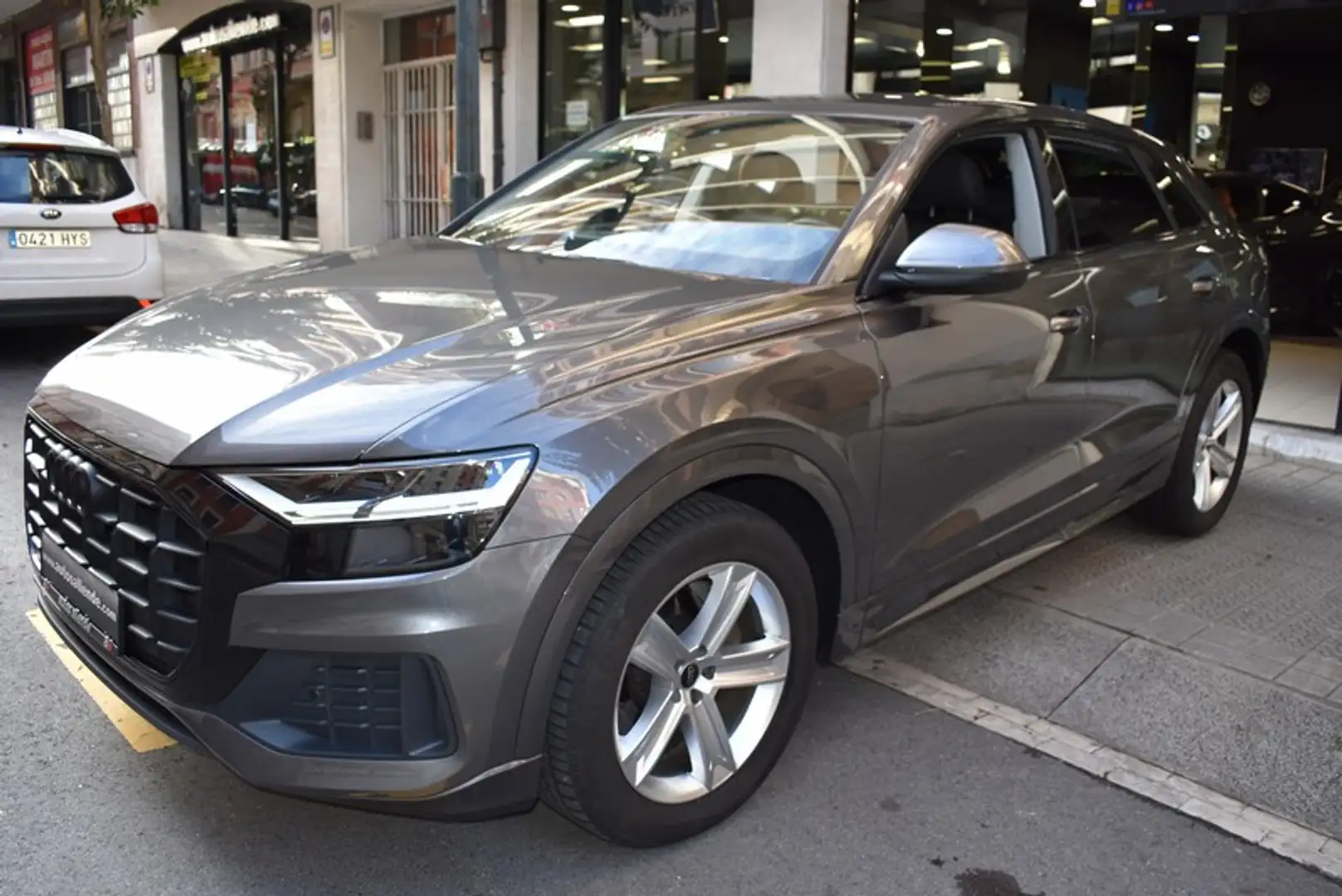 Audi Q8 50 TDI quattro tiptronic Grau - 1