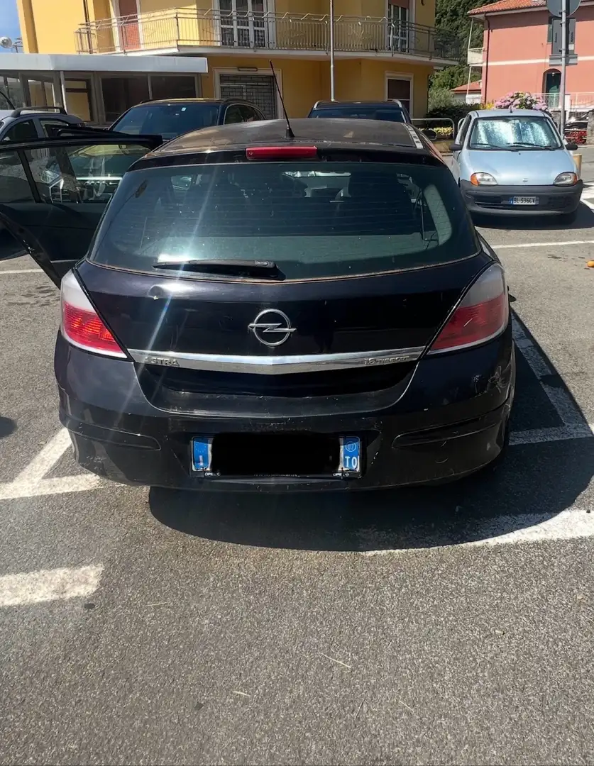 Opel Astra 5p 1.6i twinport 16v Cosmo - 2