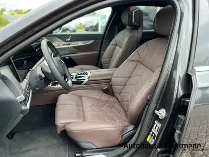 Annonce voiture d'occasion BMW i7 - CARADIZE