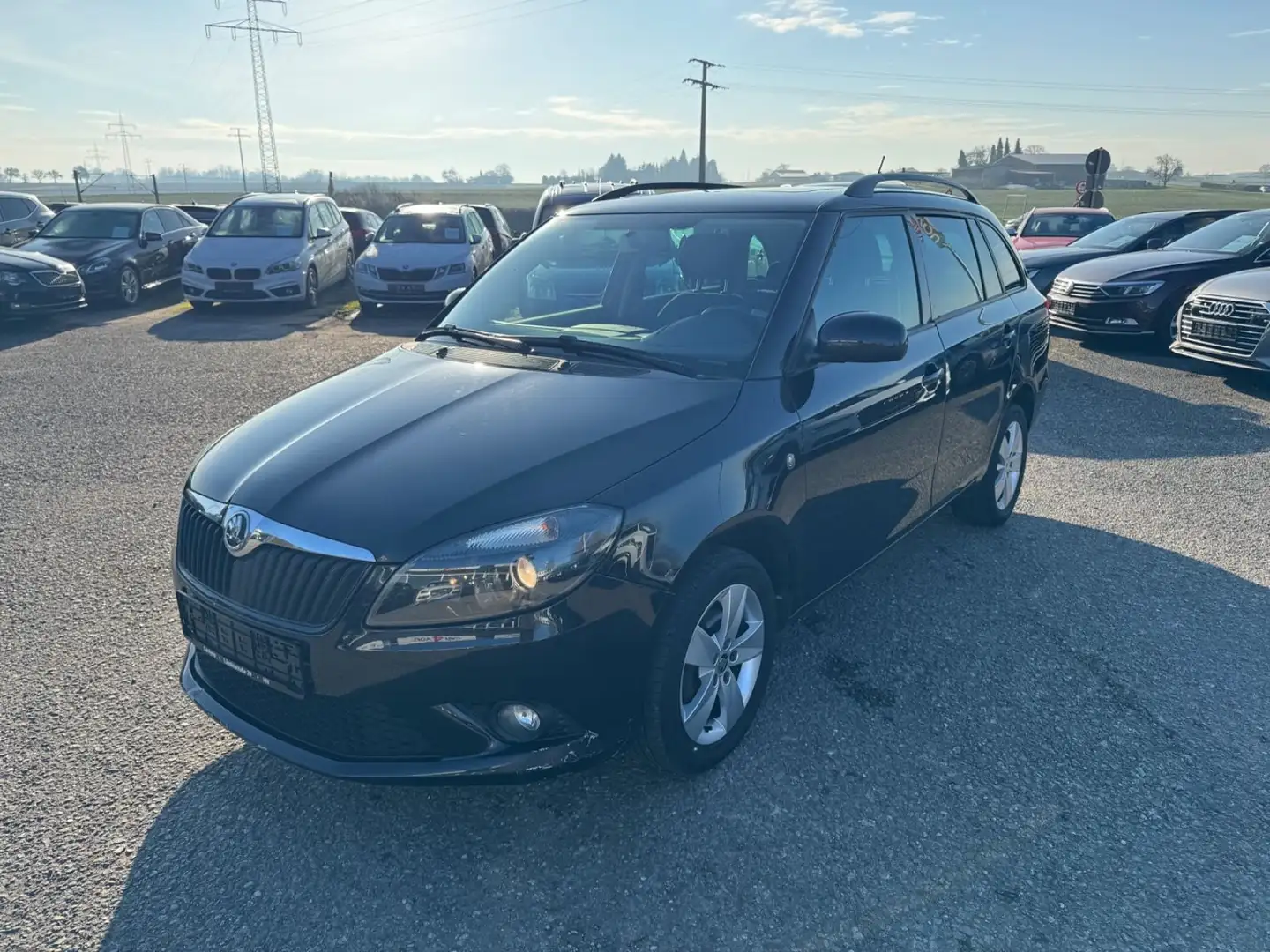 Skoda Fabia Combi Ambition SHG Klima Schwarz - 1
