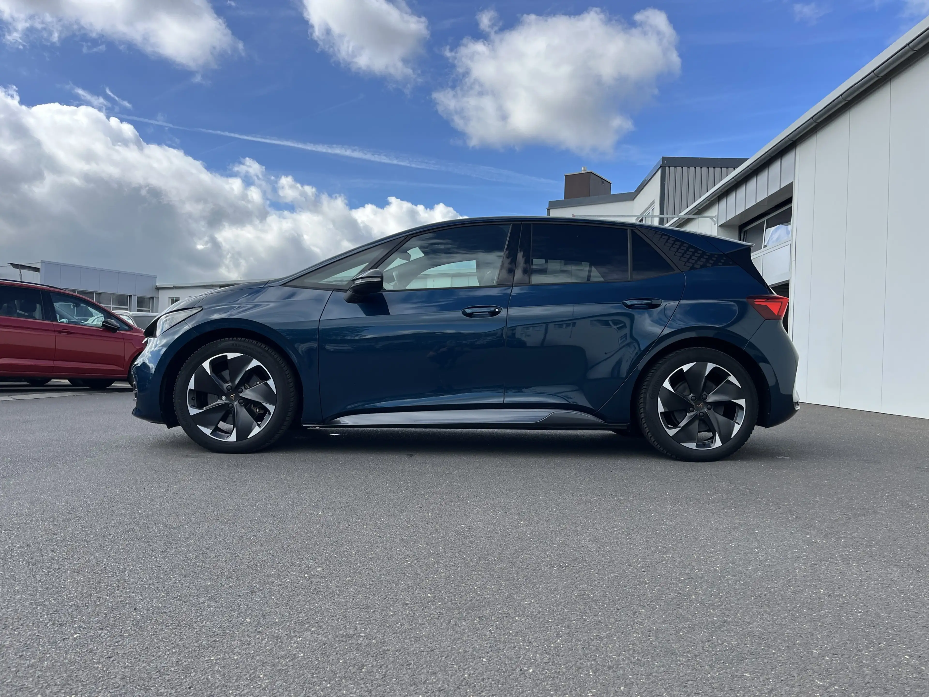 CUPRA Born 175€ m.20% Anz. WäPu 82kWh Navi ACC LED RFK SHZ — photo 2