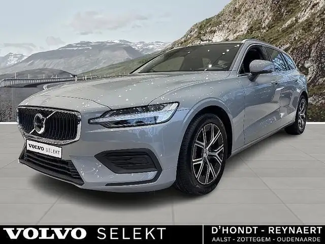 Volvo V60 Core, B3 Mild hybrid, Benzine