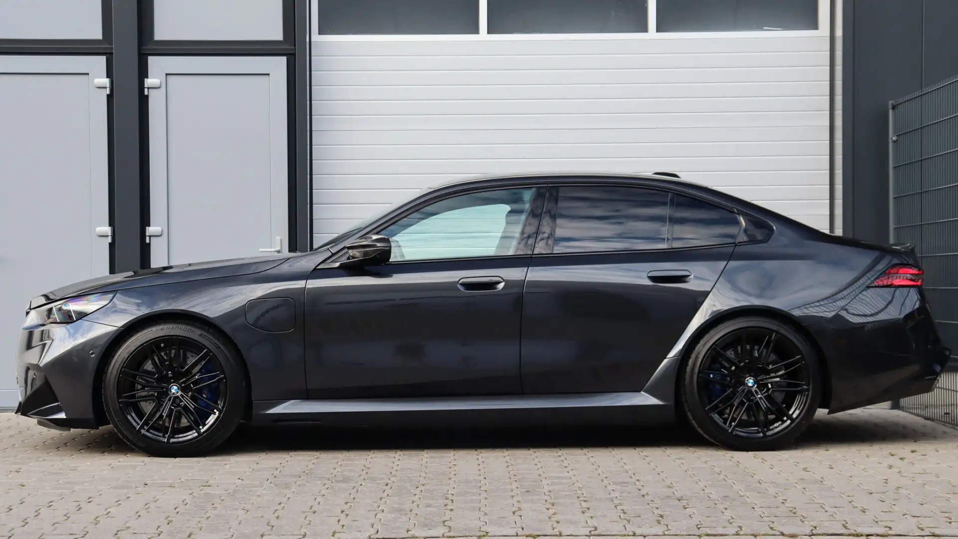 BMW M5 Sedan | Carbon Pack | Stoelventilatie | Comfort Pa Grau - 2