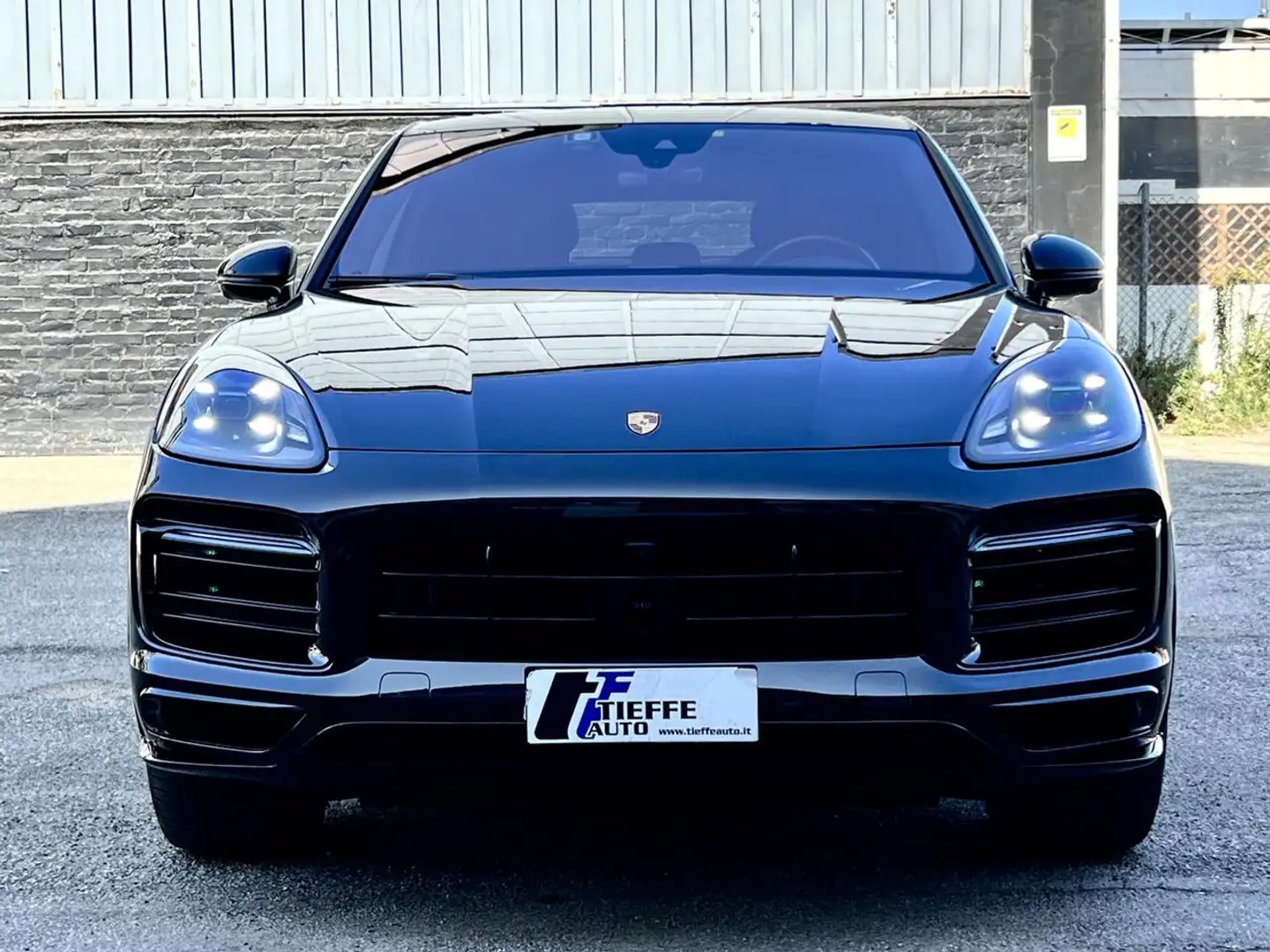 Porsche Cayenne Coupé 4.0 GTS Noir - 2