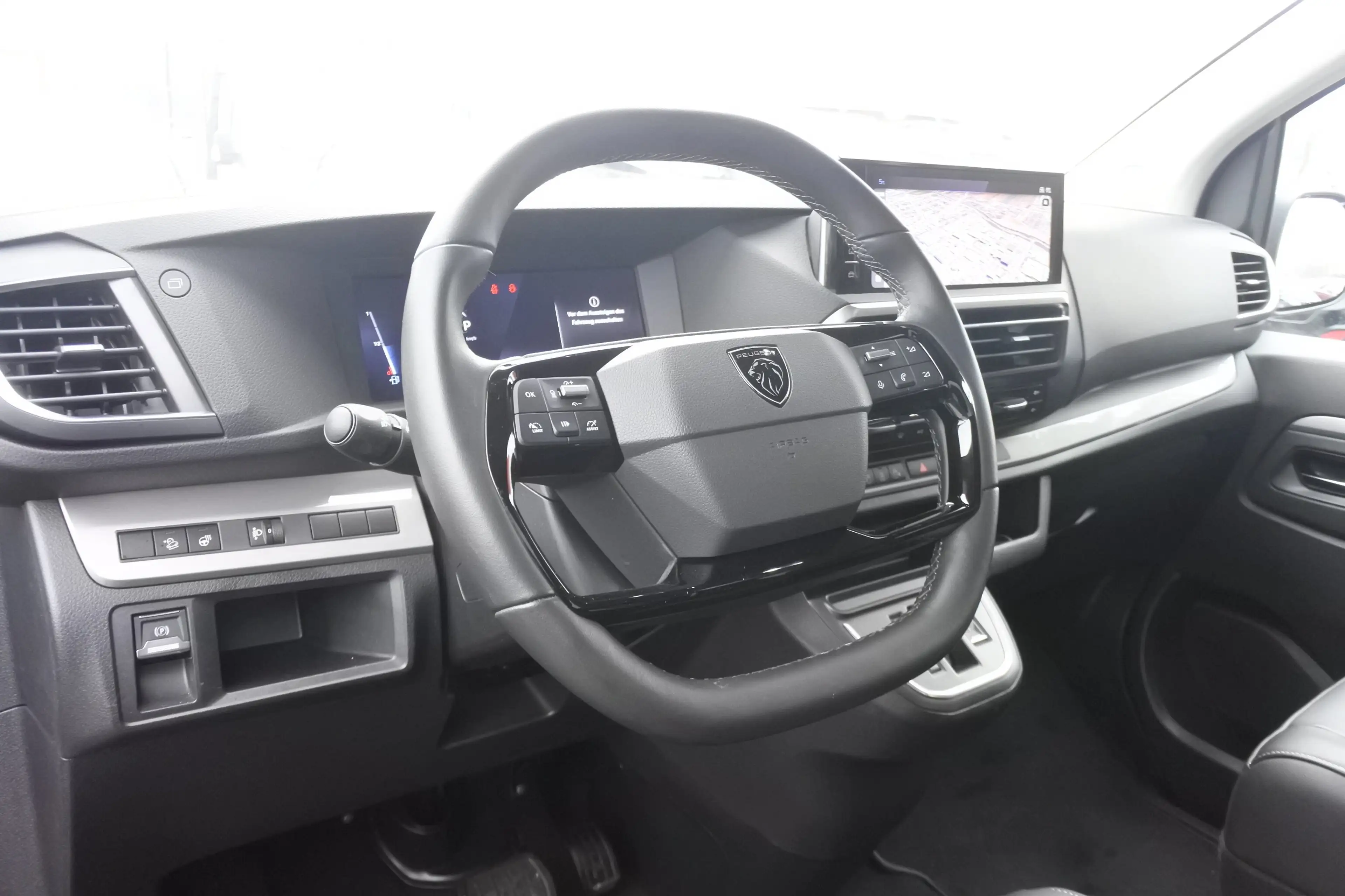 Peugeot Traveller Traveller Allure L2 BlueHDI 180 EAT8/VOLL/MWST/AHK — photo 5