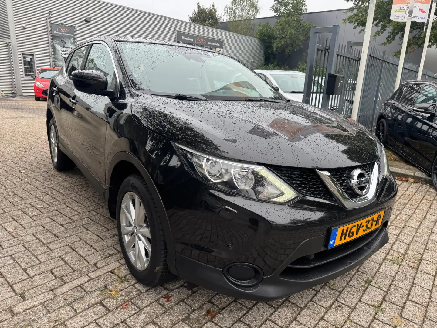 Nissan Qashqai 1.2 Business Edition elec pakket, alu sport wielen Noir - 2
