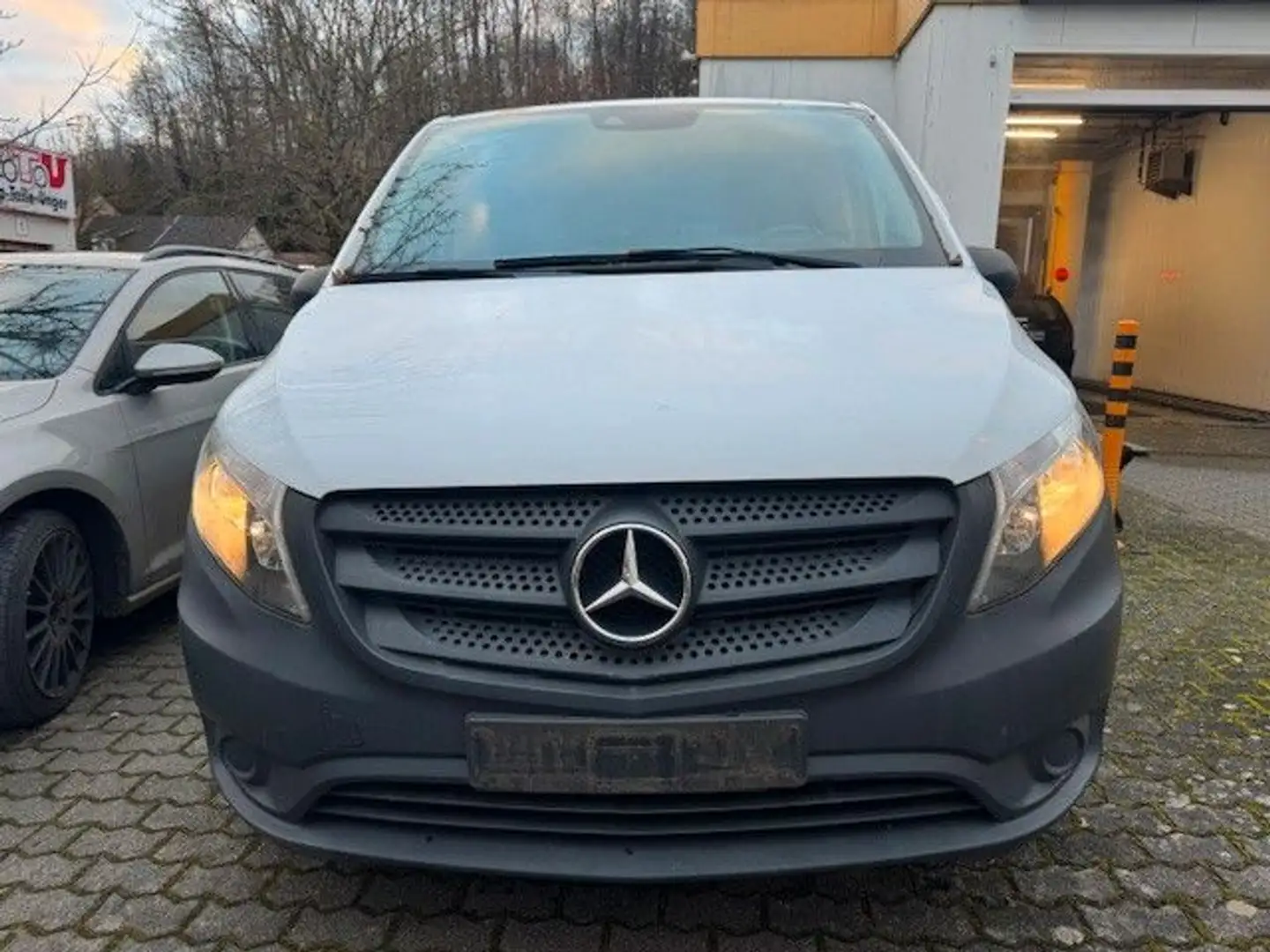 Mercedes-Benz Vito Tourer 114 CDI Pro lang NAVI KAMERA Weiß - 2