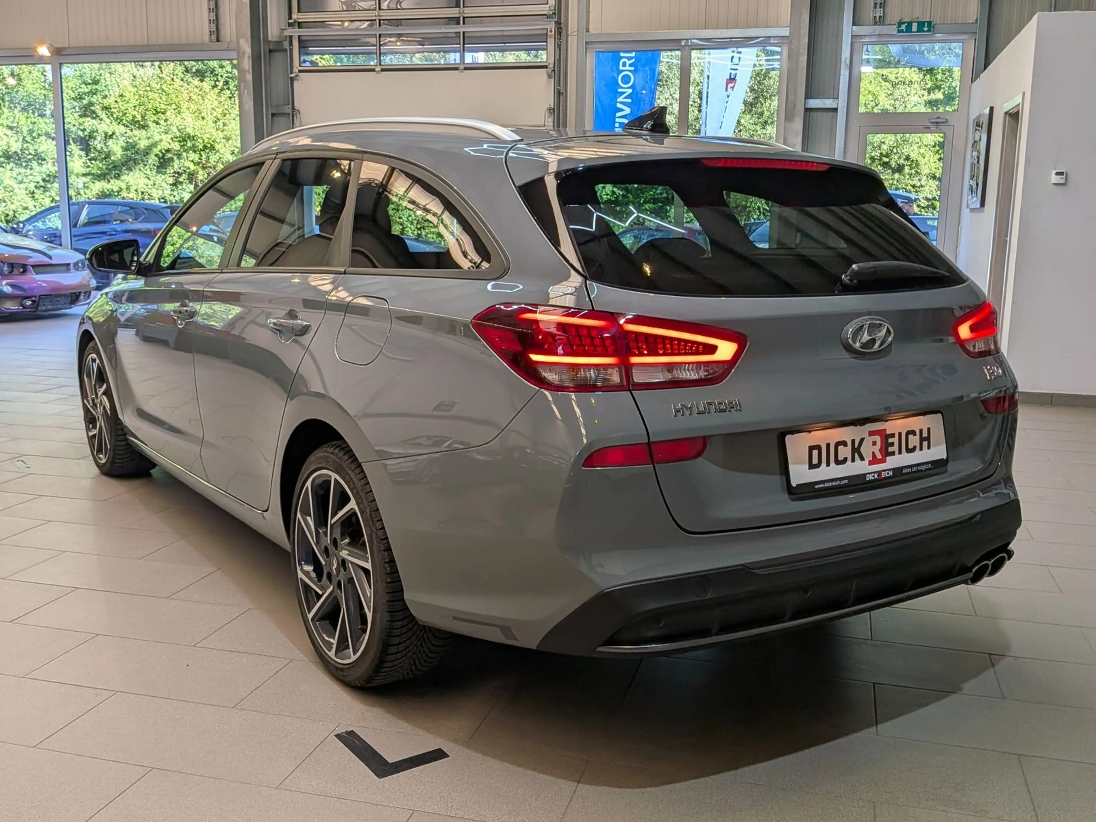 Hyundai i30 1.5 N-Line LED*CARPLAY*CAM*PANO*KEYLESS*18" — photo 5