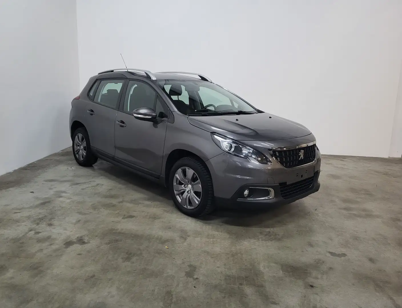 Peugeot 2008 1.2 PureTech Allure S * RADAR ARR * BLUETOOTH * Grau - 2