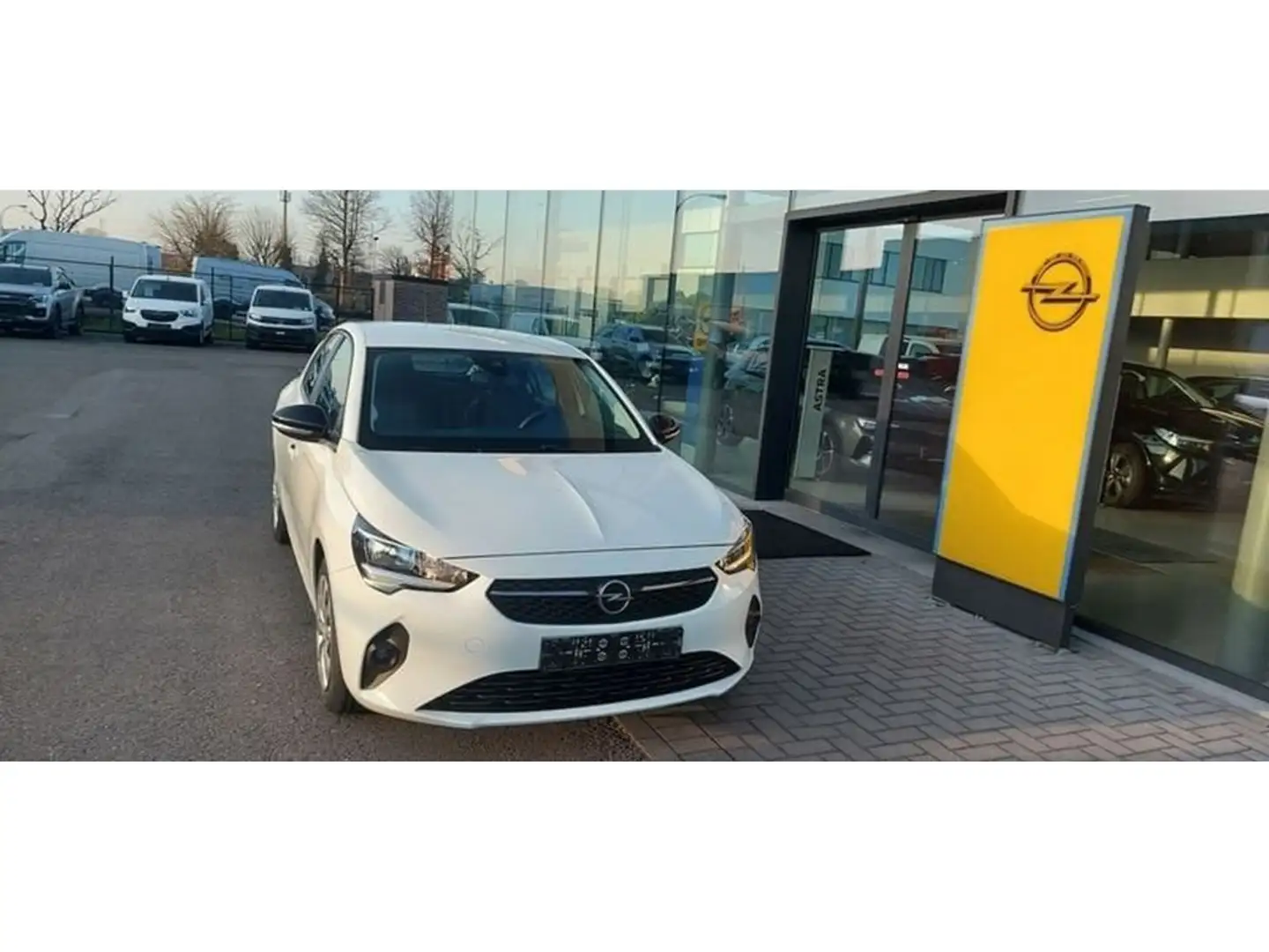 Opel Corsa 1.2T 100pk MT6 Edition Carplay, Camera,  Sensoren Wit - 2
