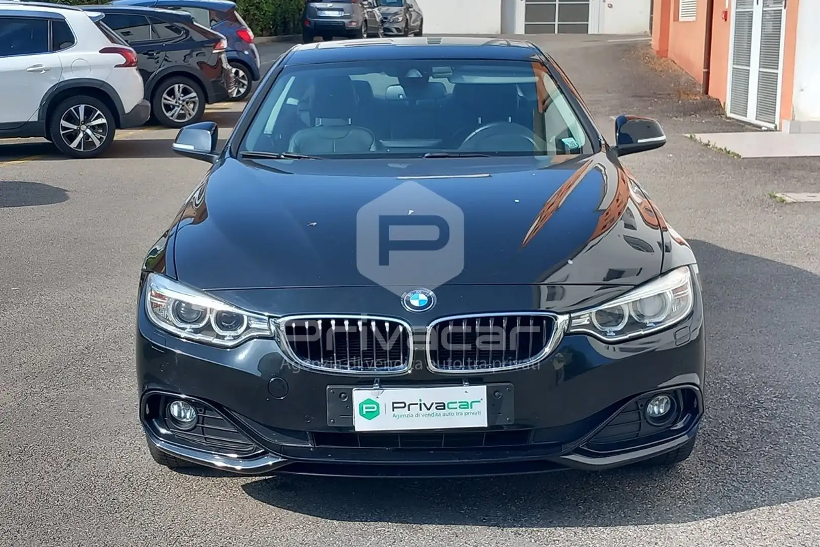 BMW 420 420d xDrive Coupé Sport Zwart - 2