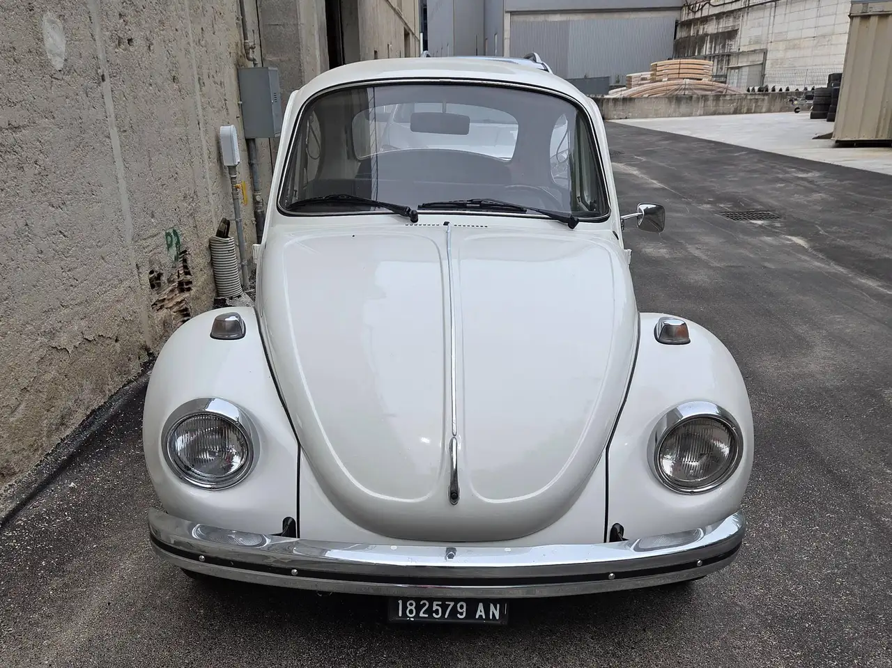 Volkswagen maggiolino anno 1973 km 57800 in buone condizioni, foto 4