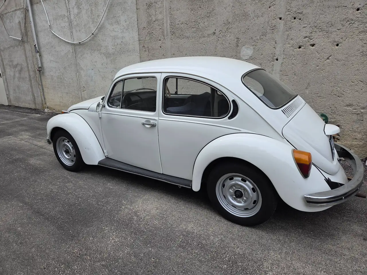 Volkswagen maggiolino anno 1973 km 57800 in buone condizioni, foto 3