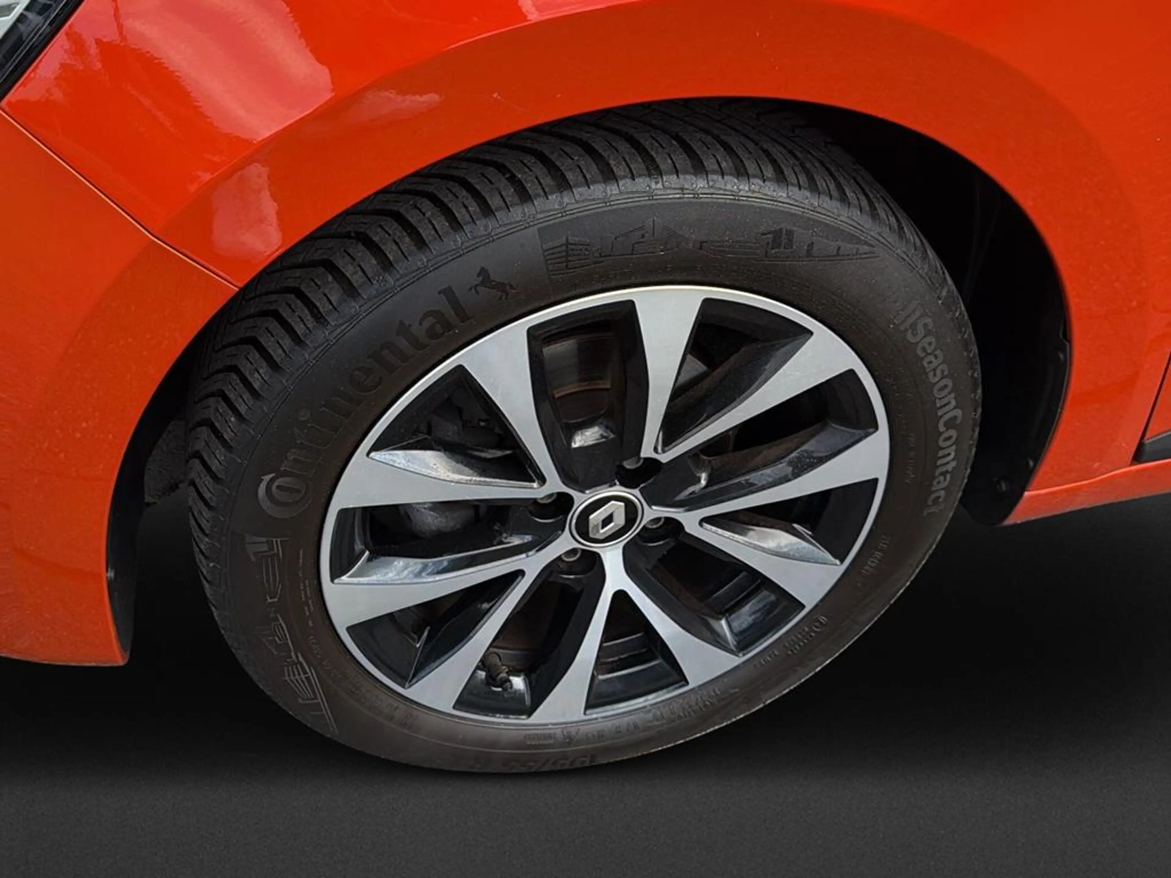 Renault Clio EQUILIBRE SCe 65 — photo 10