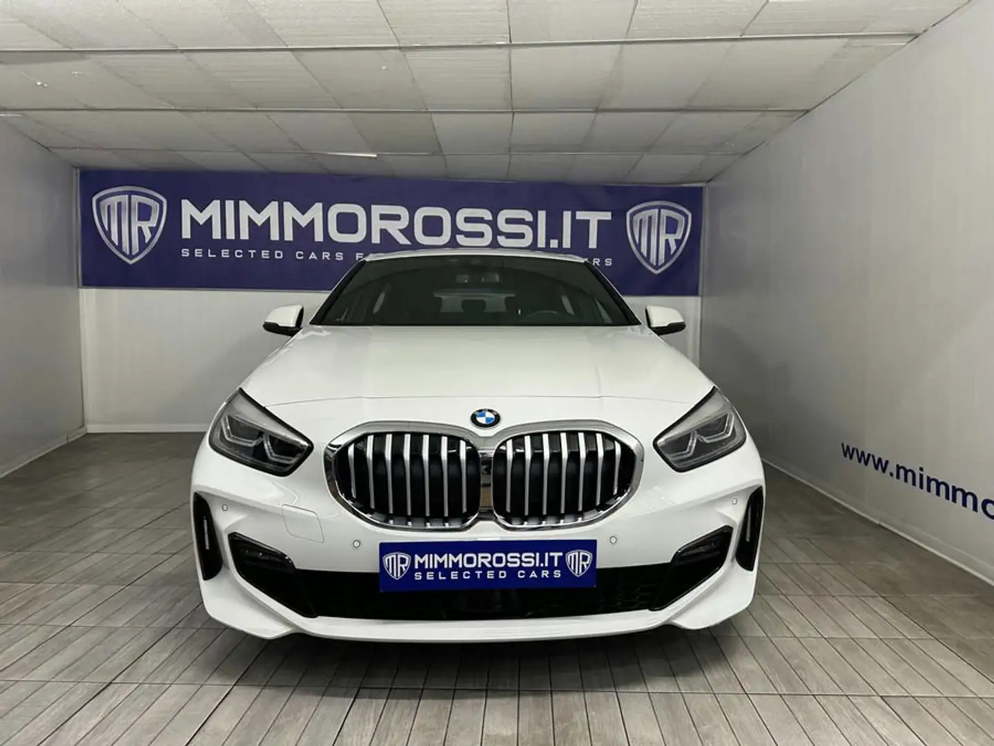 BMW 116 116d Msport auto Uniproprietario 36000 km Wit - 2