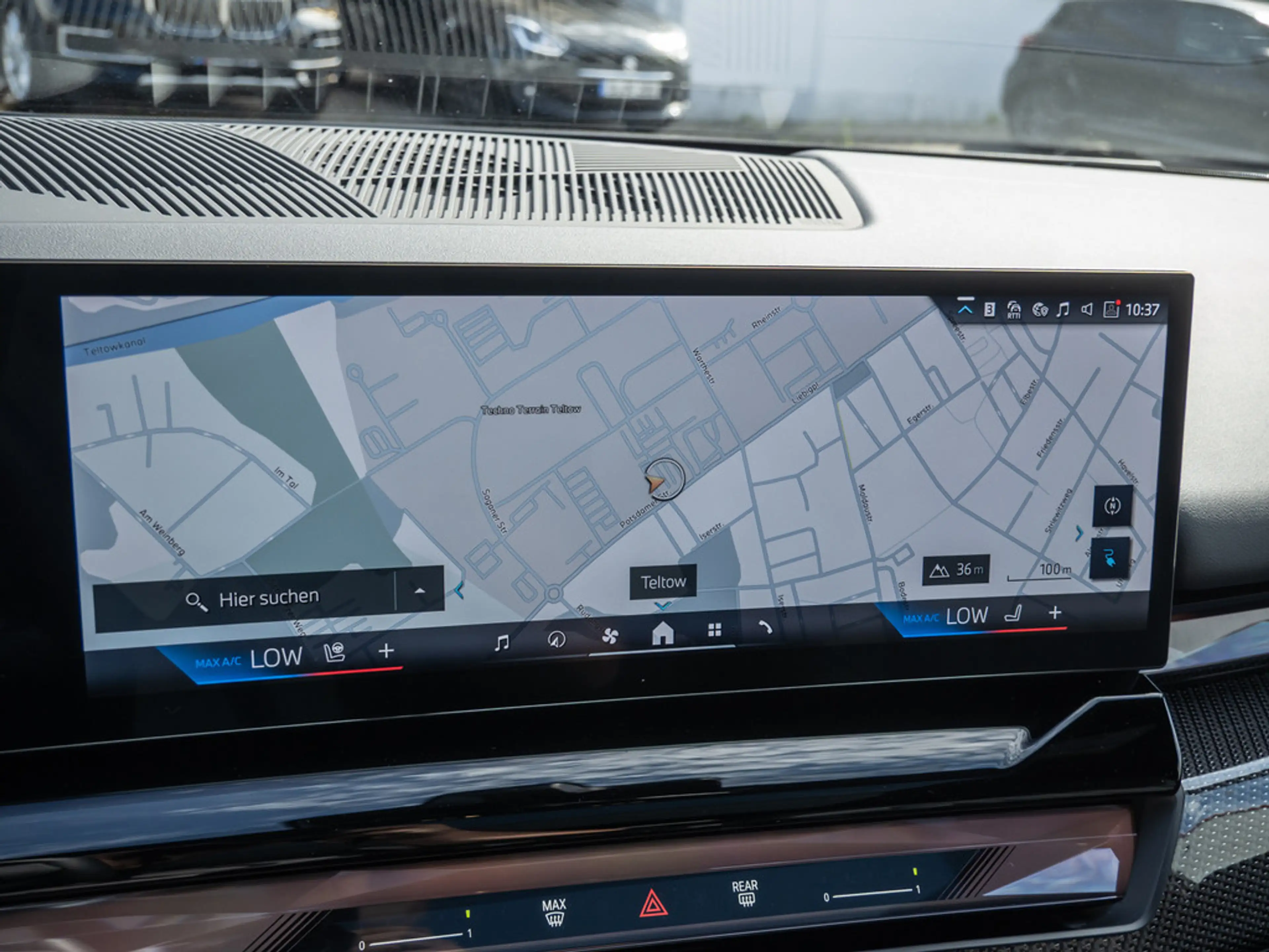 BMW i5 Touring 40 e M SportPro PANO+AHK+B&W+360°K — photo 12